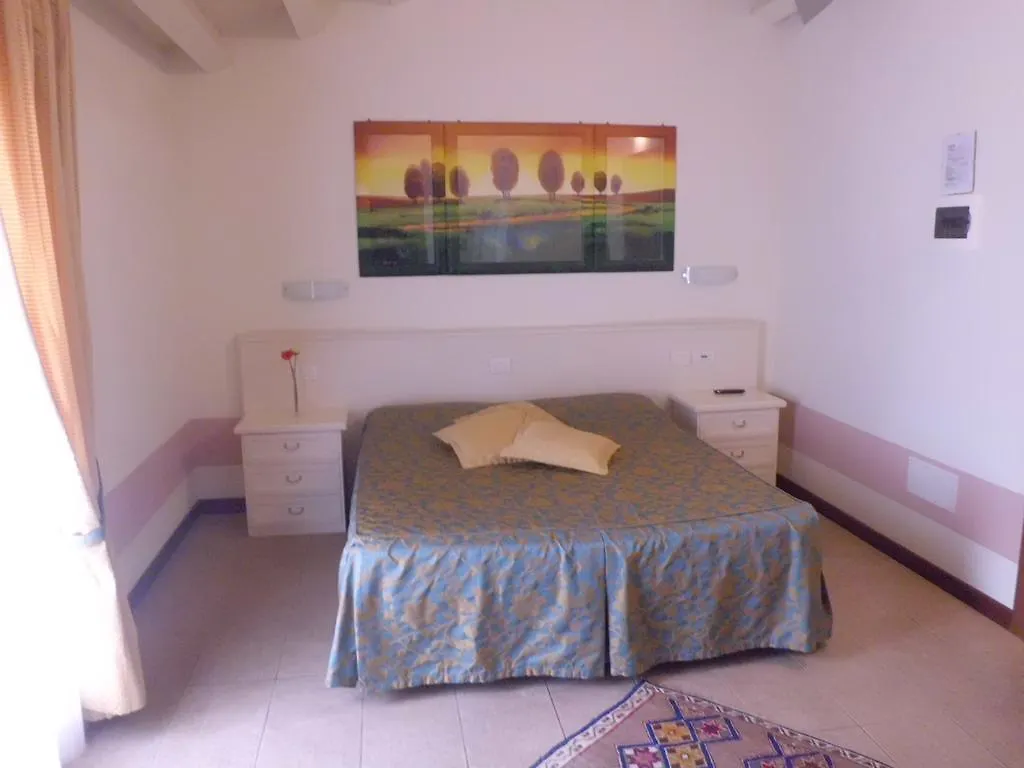 Sweet Home Treviso 2*,  Italy
